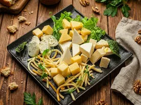 Ассорти домашних сыров