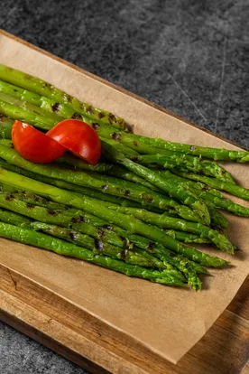 Спаржа на гриле