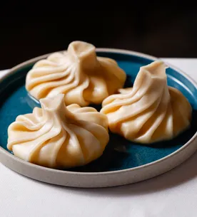 ХИНКАЛИ С СЫРОМ