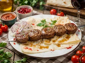 Фирменный рулет из телятины